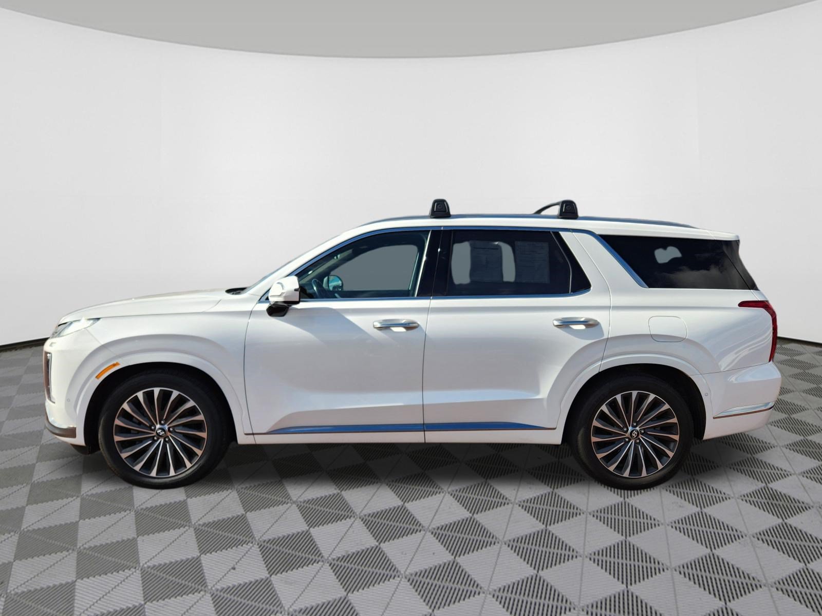 Used 2023 Hyundai Palisade Calligraphy AWD/4WD image 5