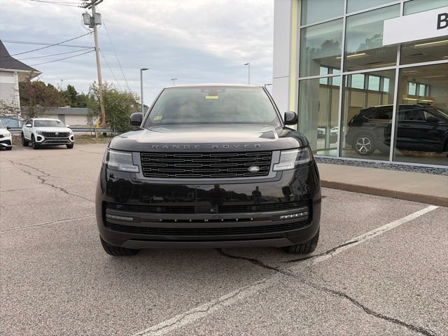 Used 2025 Land Rover Range Rover Long Wheelbase SE AWD/4WD image 8