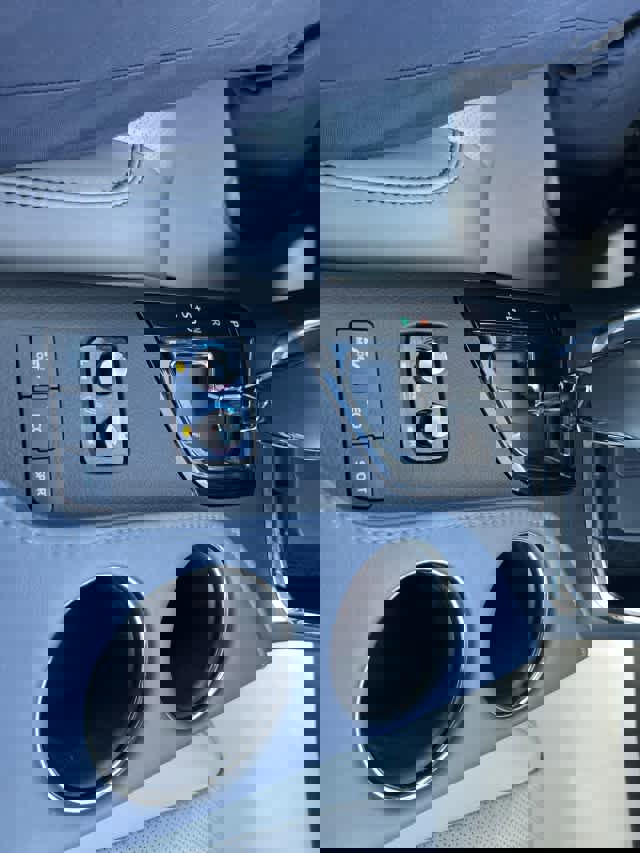 Used 2015 Toyota Avalon Limited image 28