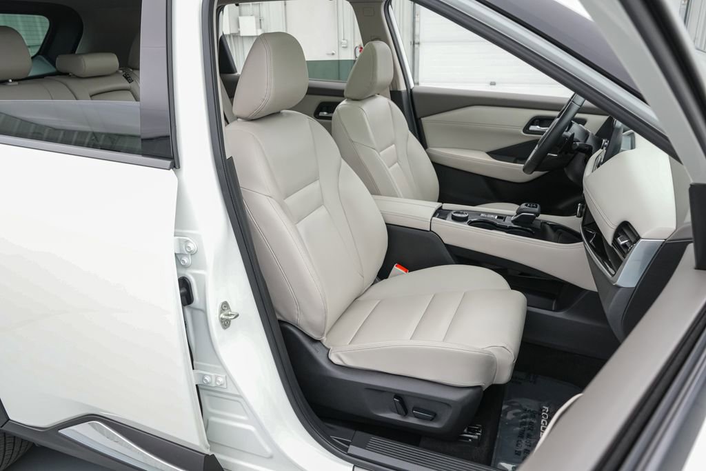 Used 2023 Nissan Rogue SL w/ SL Premium Package AWD/4WD image 21