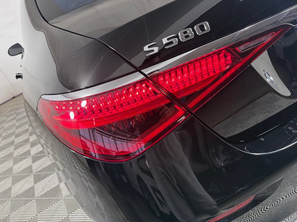 Used 2021 Mercedes-Benz S 580 4MATIC Sedan image 7