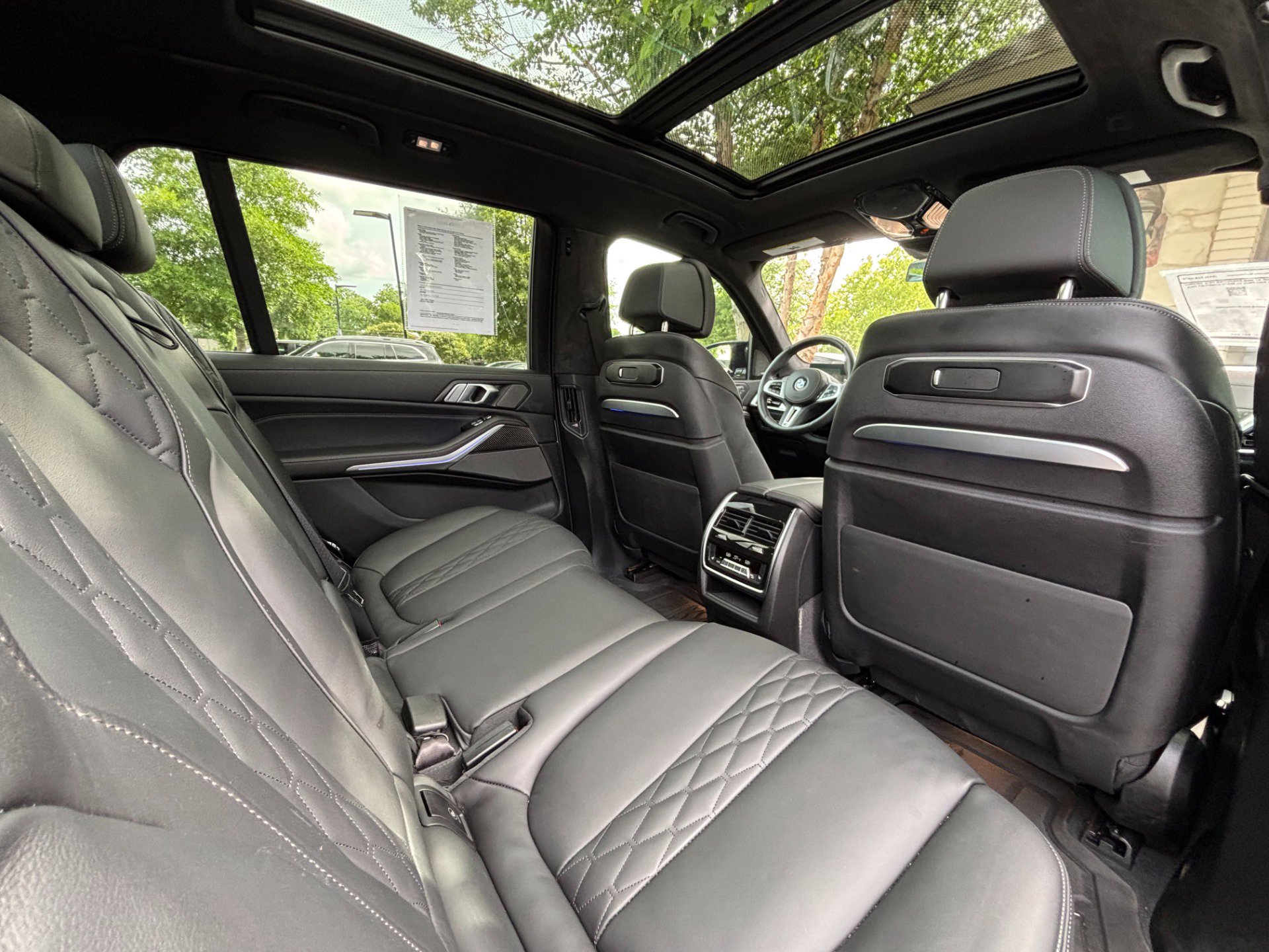 Used 2025 BMW X7 M60i AWD/4WD image 20