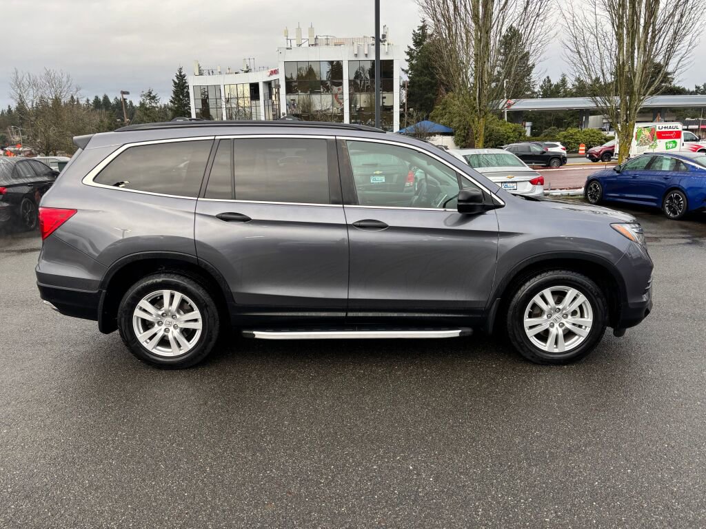 Used 2016 Honda Pilot LX image 4