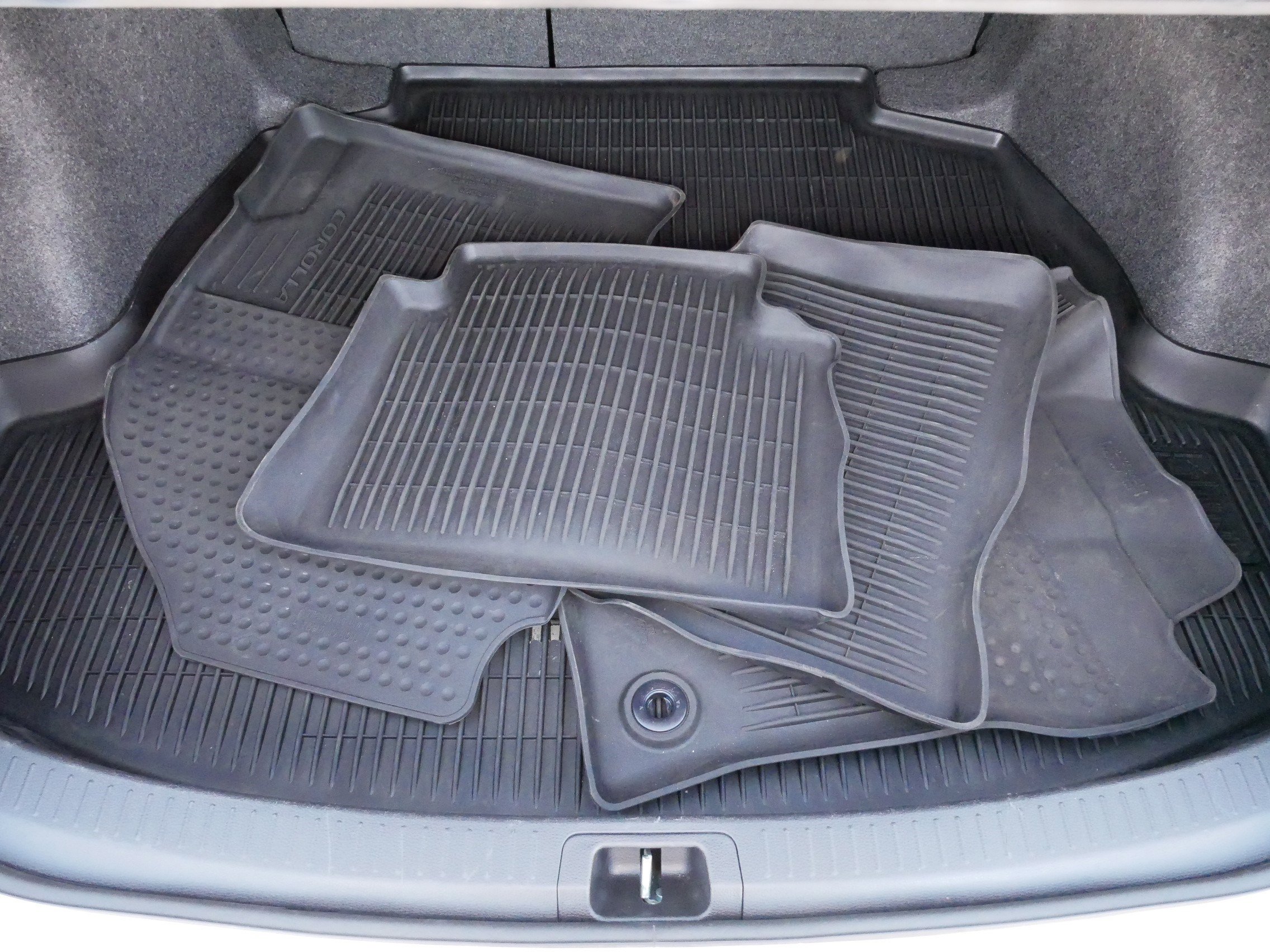 Certified 2025 Toyota Corolla XSE image 18