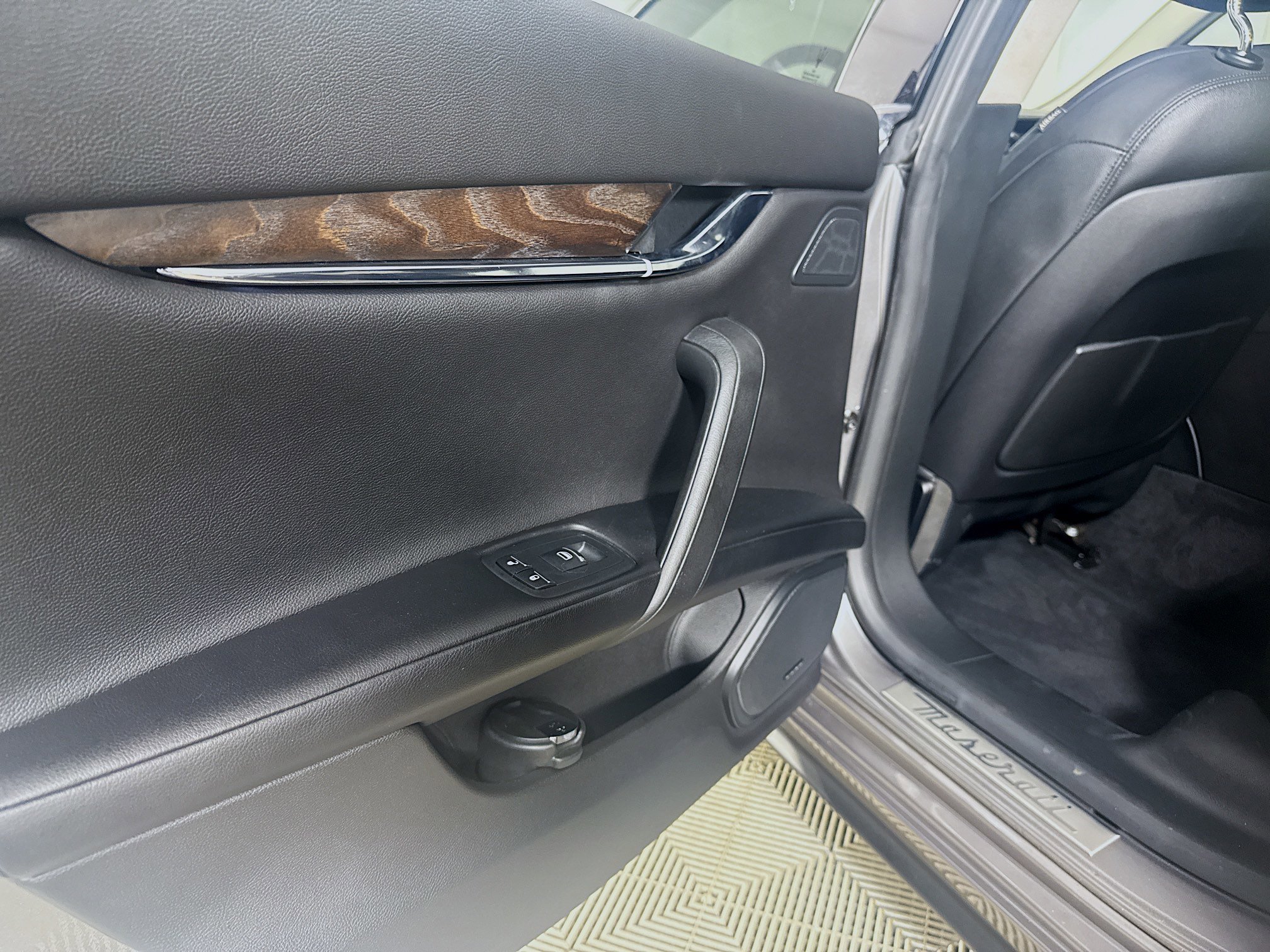 Used 2021 Maserati Quattroporte S image 26