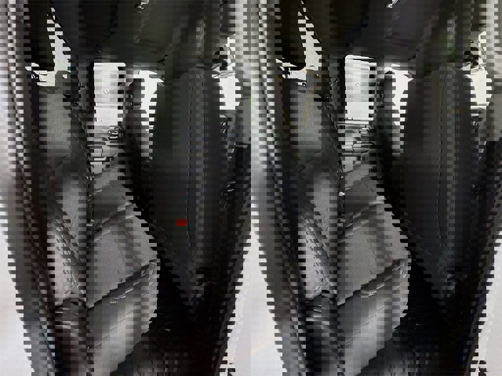 New 2026 GMC Sierra 3500 Pro w/ Convenience Package image 18