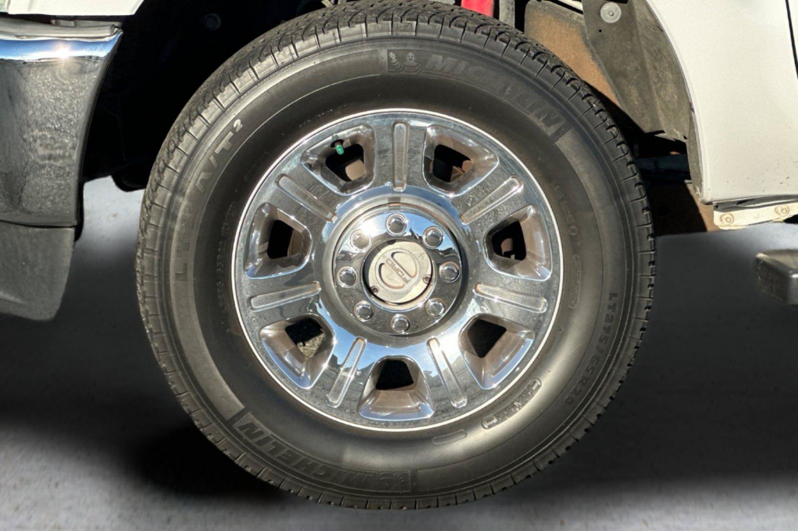 Used 2016 Ford F350 Lariat w/ Chrome Package AWD/4WD image 22