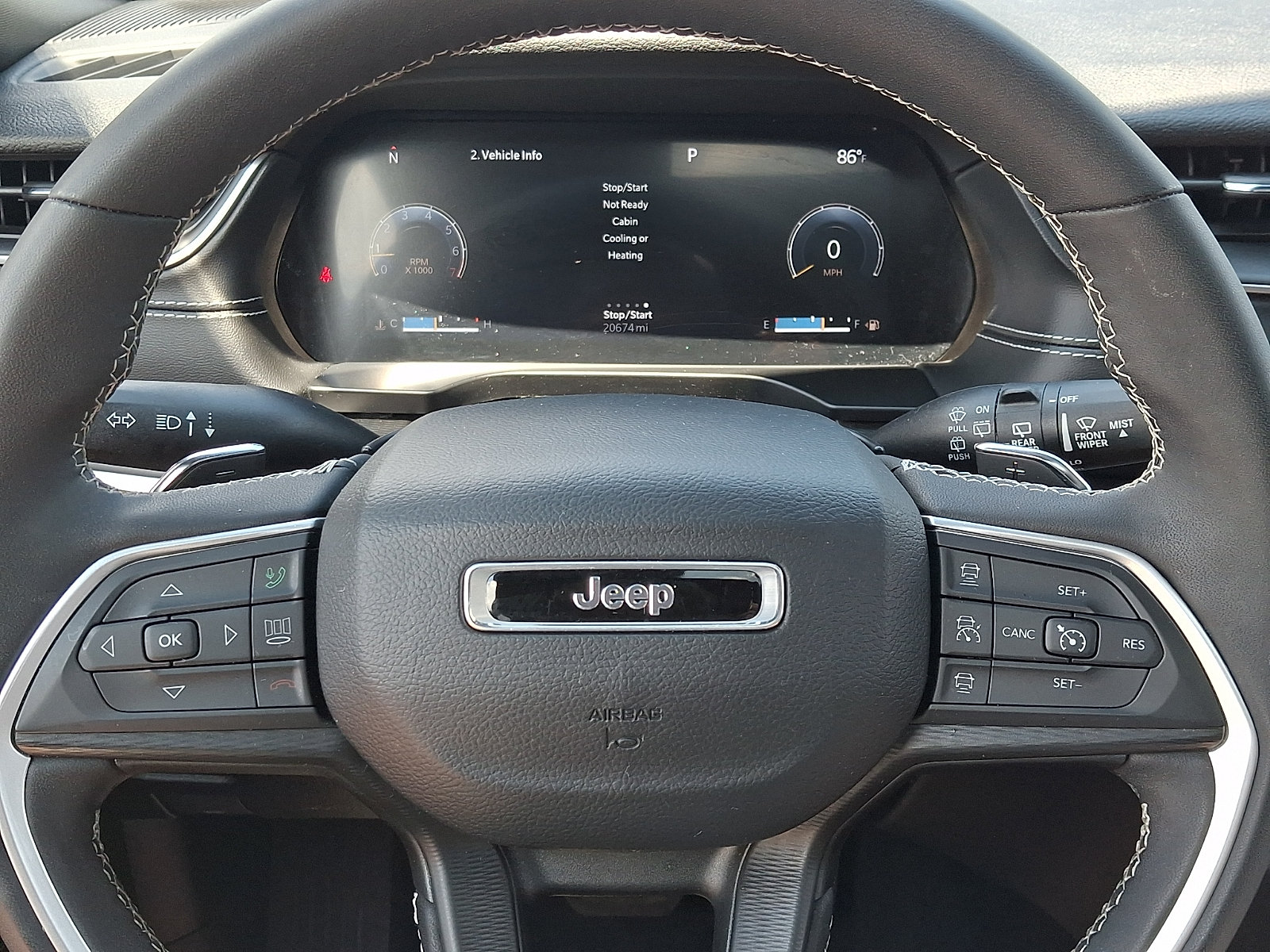 Used 2023 Jeep Grand Cherokee L Laredo AWD/4WD image 22