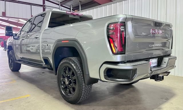 Used 2024 GMC Sierra 2500 AT4 w/ Technology Package AWD/4WD image 6