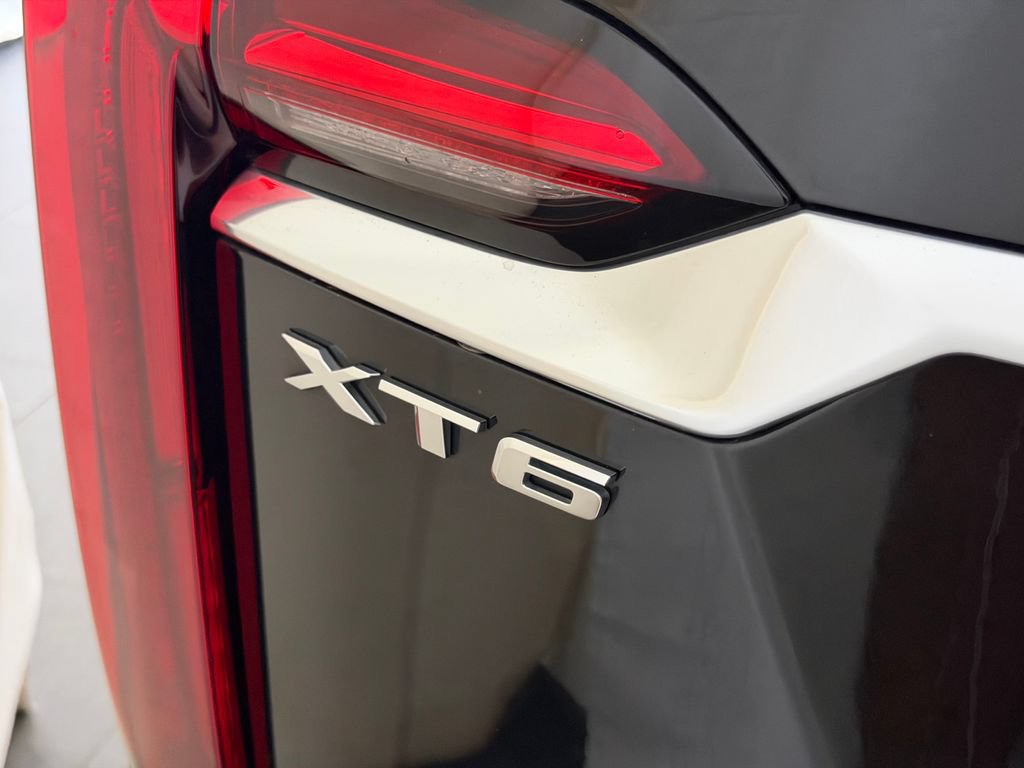 Used 2023 Cadillac XT6 Premium Luxury AWD/4WD image 26