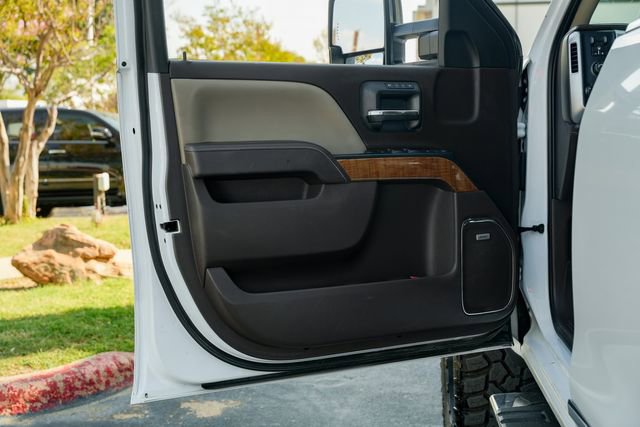 Used 2018 GMC Sierra 1500 SLT AWD/4WD image 19