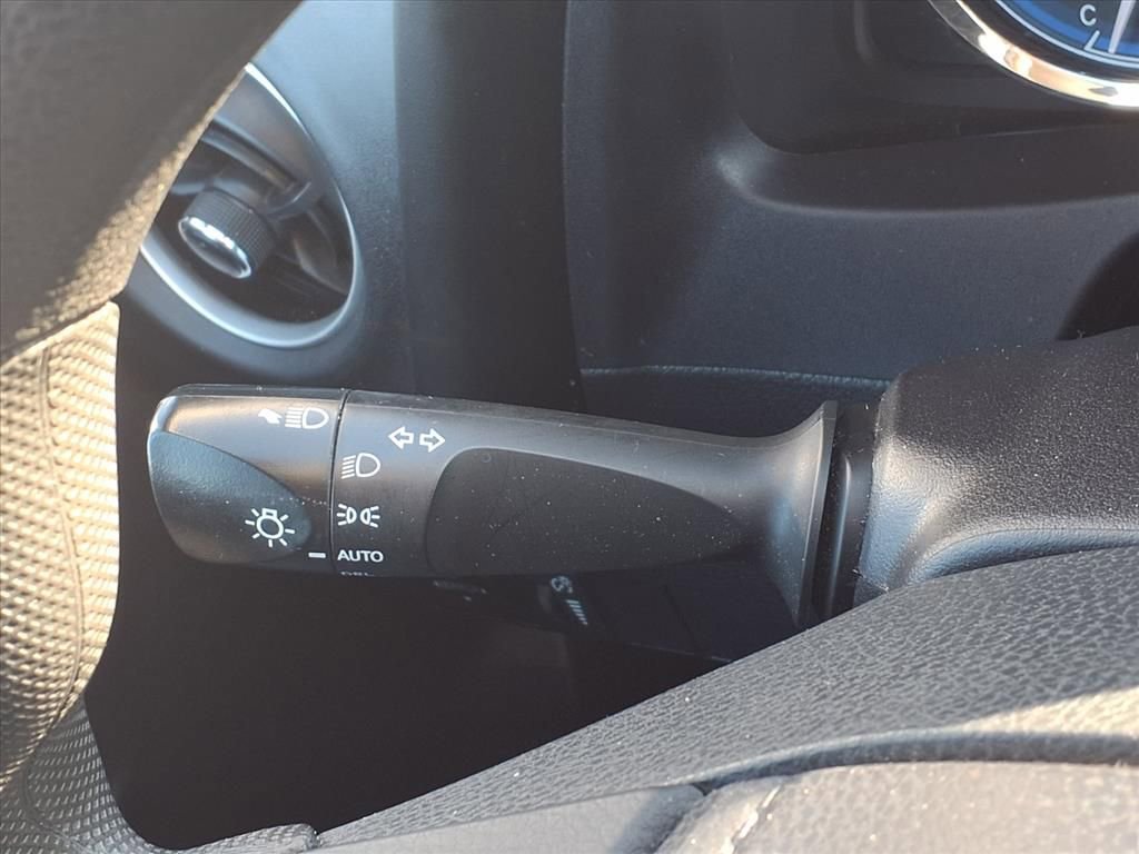 Used 2019 Toyota Corolla L image 20