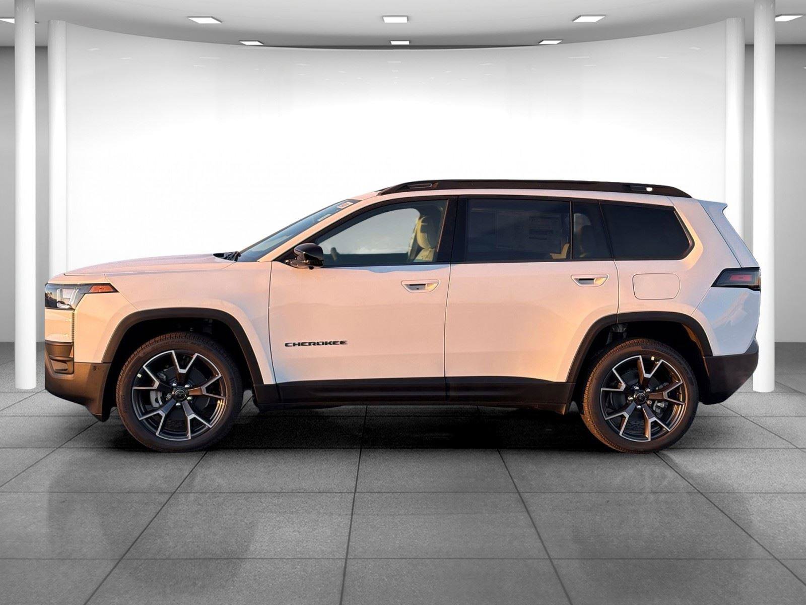 New 2026 Jeep Cherokee Overland w/ Advanced Pro Tech Group image 4