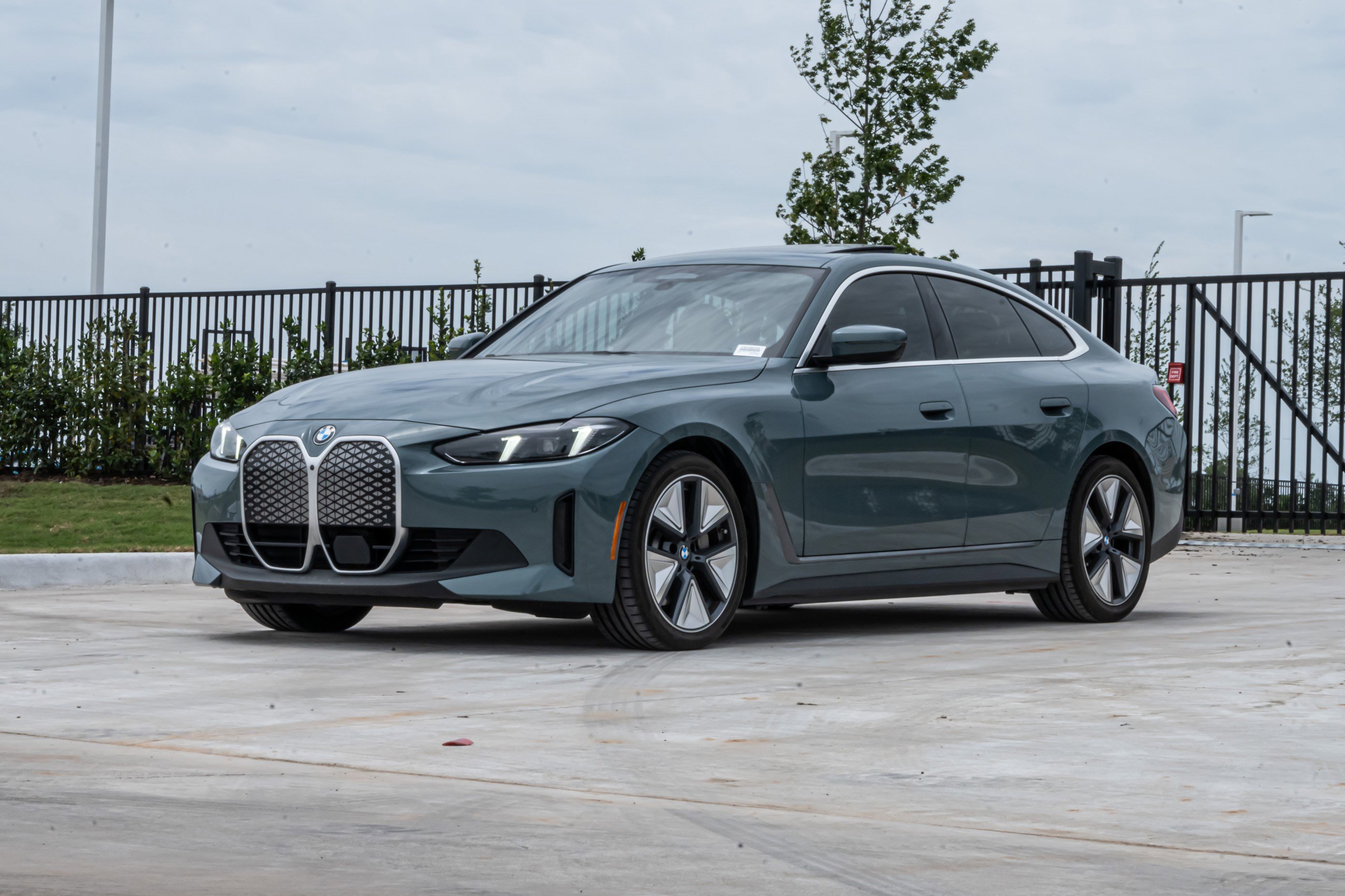 Certified 2026 BMW i4 xDrive40i w/ Premium Package AWD/4WD image 5