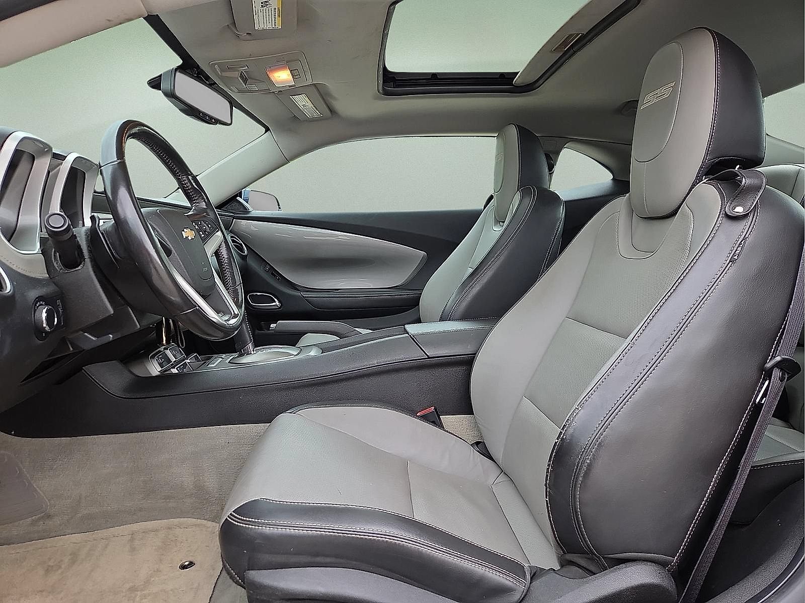Used 2012 Chevrolet Camaro SS RWD image 14