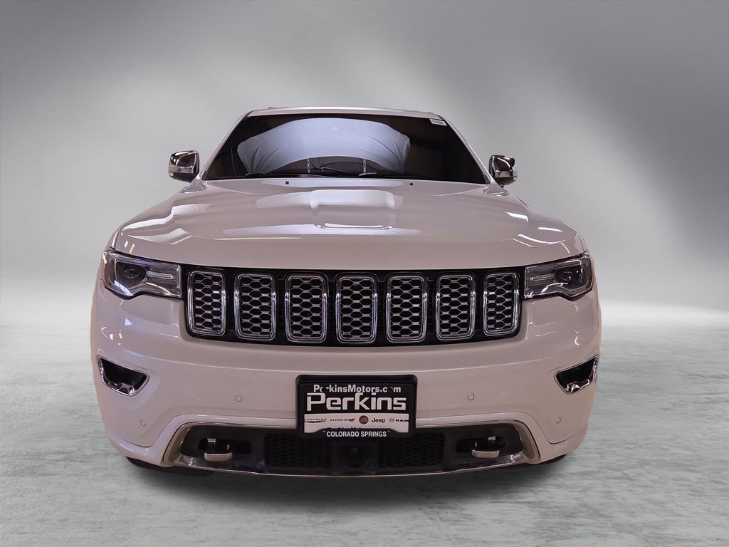 Used 2017 Jeep Grand Cherokee Overland w/ Jeep Active Safety Group image 2