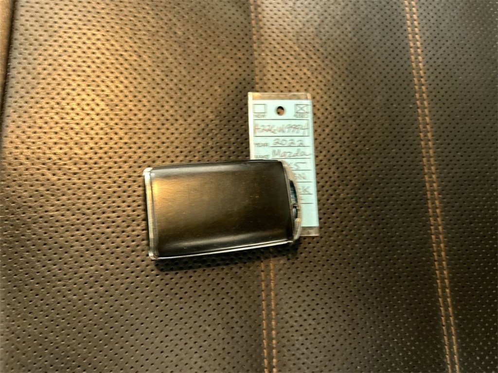 Used 2022 MAZDA CX-5 AWD 2.5 S w/ Premium Plus Pkg image 12