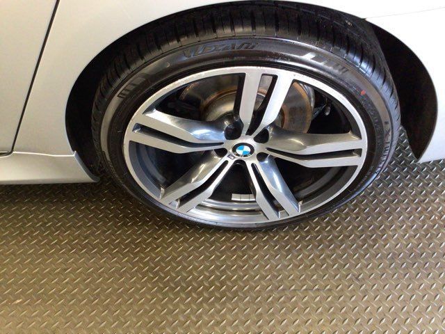 Used 2018 BMW 750i RWD image 24