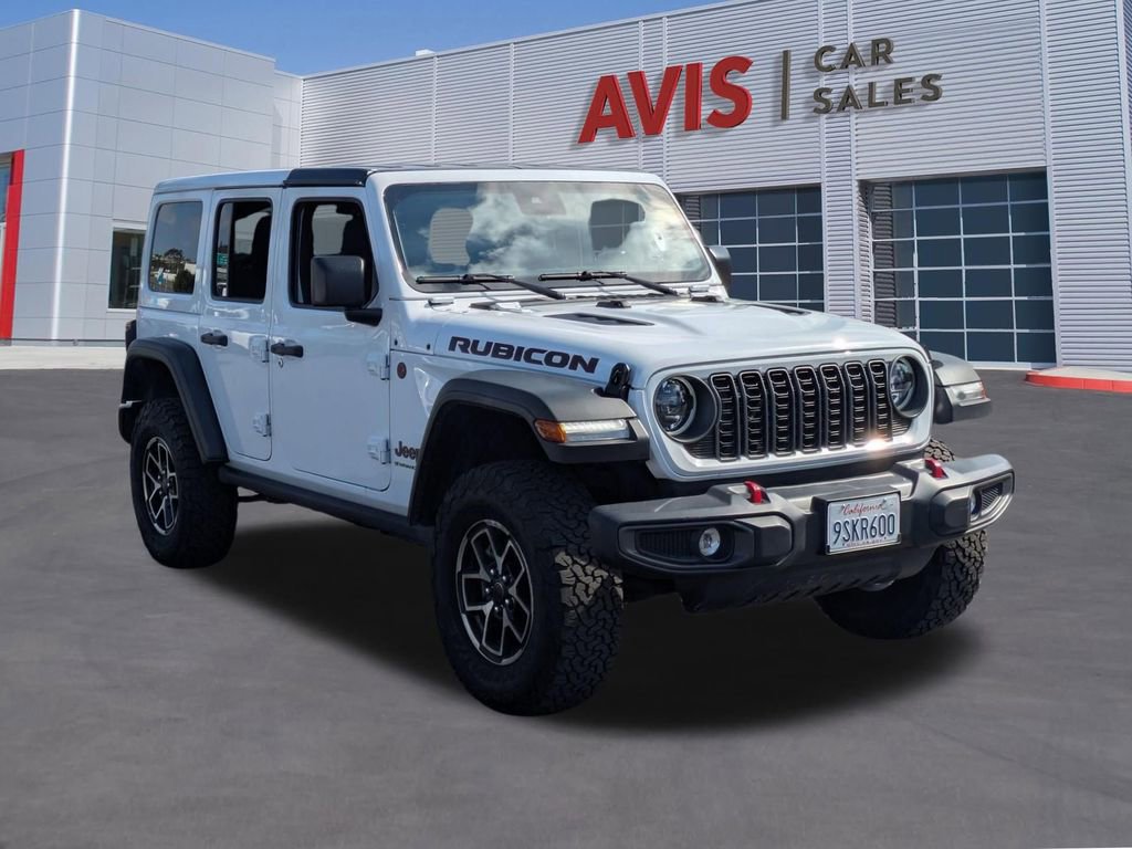 Used 2025 Jeep Wrangler Unlimited Rubicon image 3