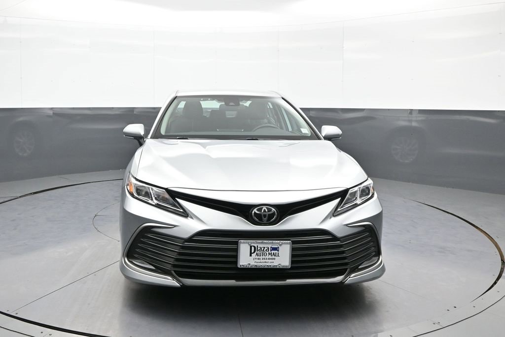 Certified 2021 Toyota Camry LE image 2