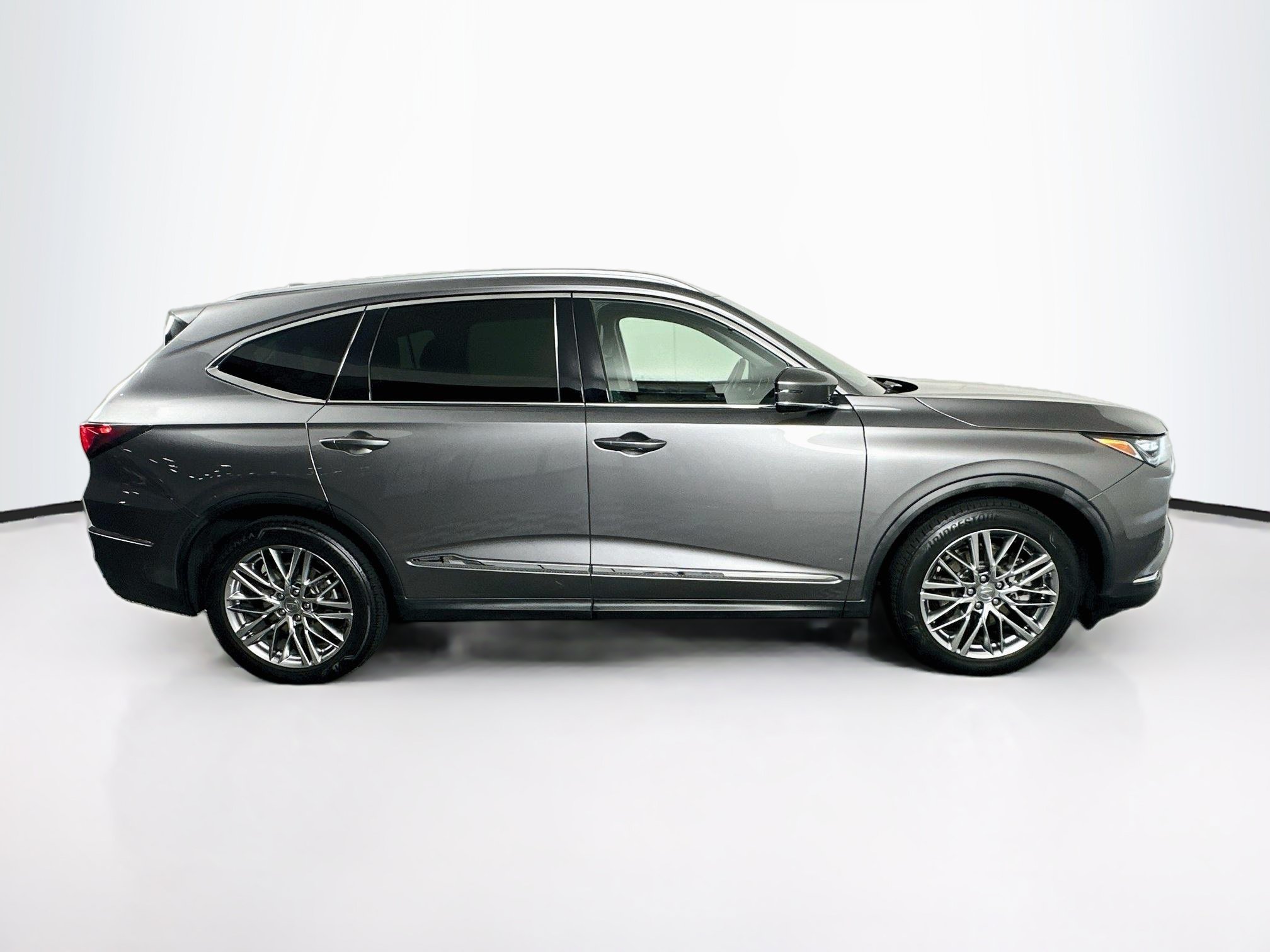 Used 2022 Acura MDX w/ Advance Package AWD/4WD image 10