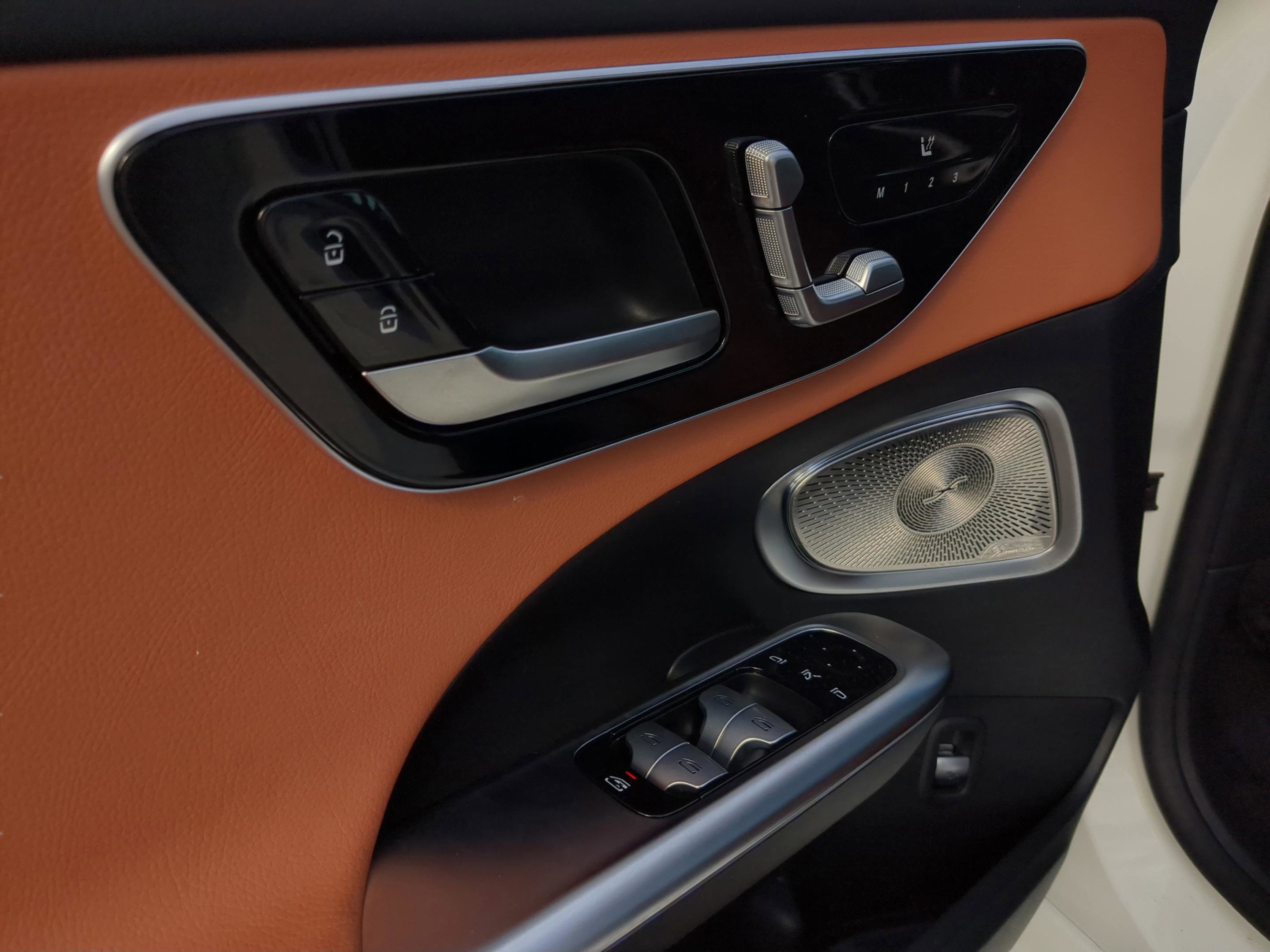 Certified 2025 Mercedes-Benz C 300 4MATIC Sedan image 14