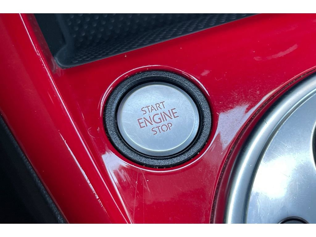 Used 2017 Volkswagen Beetle 1.8T SE FWD image 32