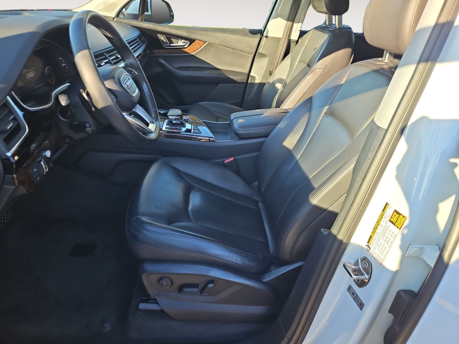Used 2018 Audi Q7 3.0T Prestige AWD/4WD image 10