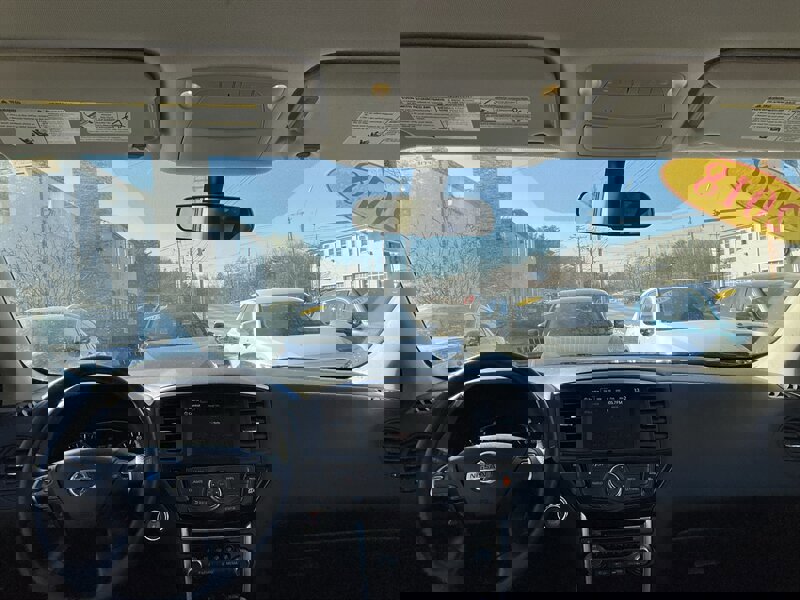 Used 2018 Nissan Pathfinder S image 17