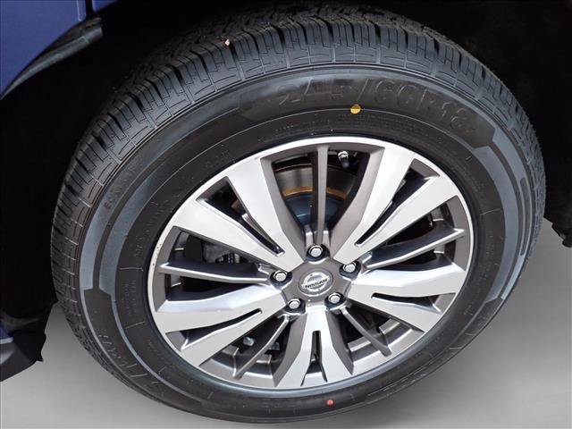 Used 2019 Nissan Pathfinder SV AWD/4WD image 6