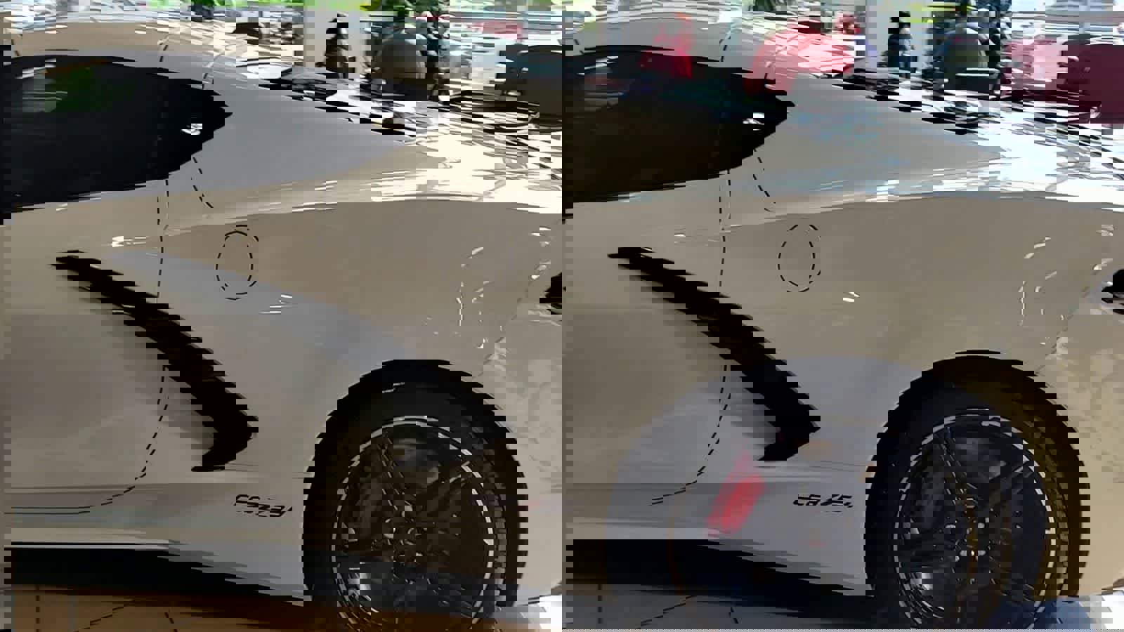 Used 2023 Chevrolet Corvette 2LT w/ Z51 Performance Package image 9