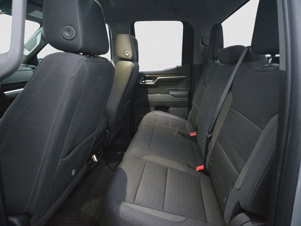 Used 2024 GMC Sierra 1500 Elevation image 16