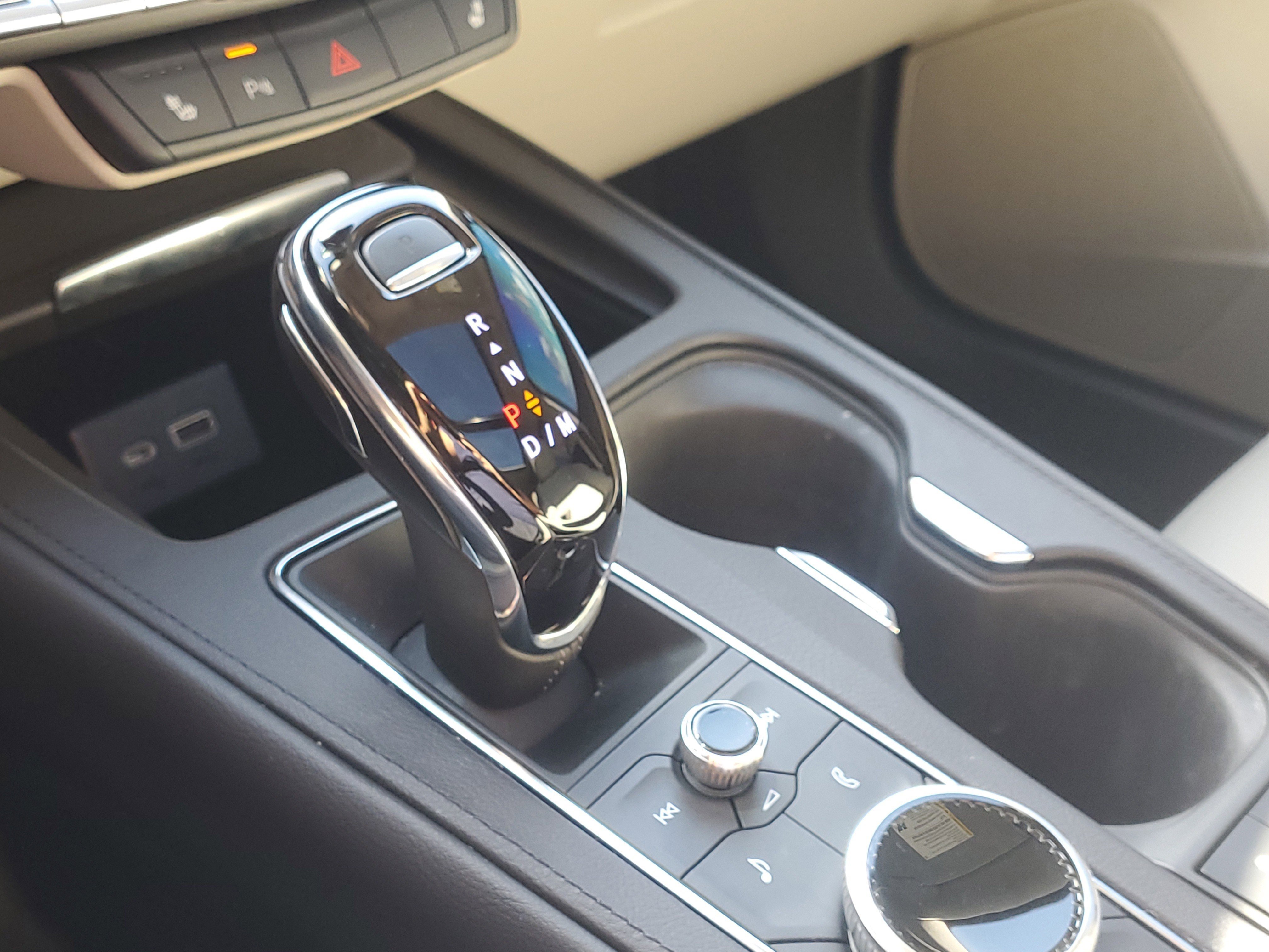 Used 2023 Cadillac XT4 Luxury w/ Cold Weather Package image 30