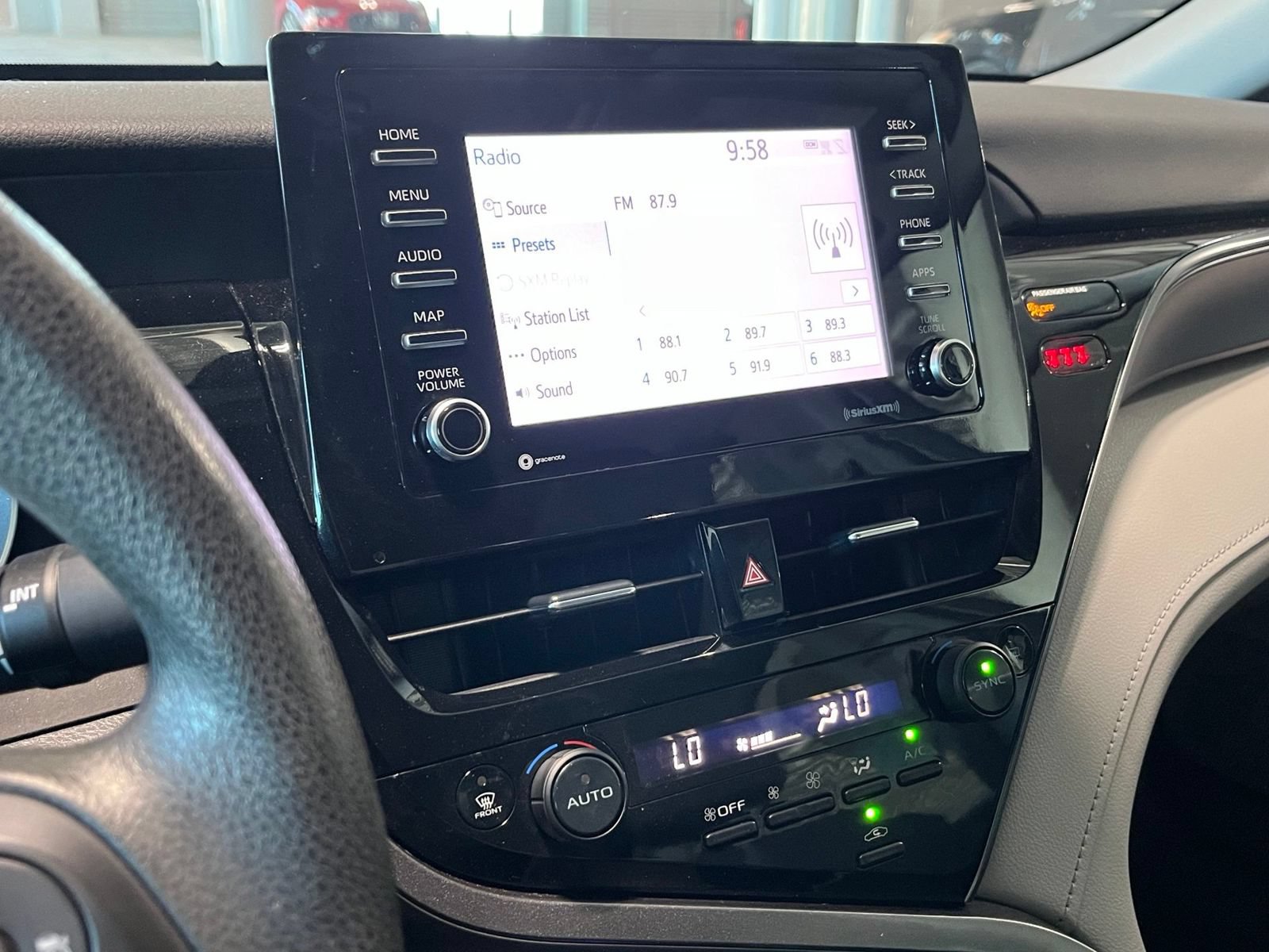 Used 2024 Toyota Camry LE FWD image 18