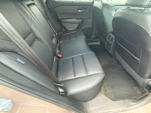 Used 2024 Nissan Rogue SV w/ SV Premium Package FWD image 15