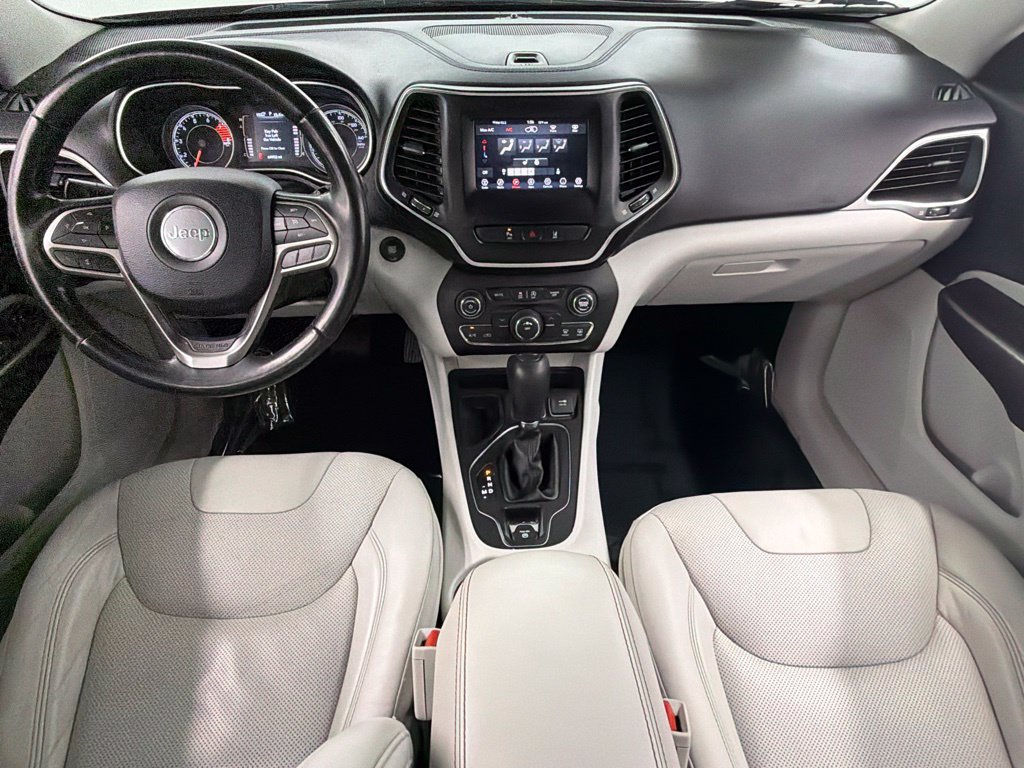 Used 2020 Jeep Cherokee Latitude Lux w/ Quick Order Package 26H Lux FWD image 37