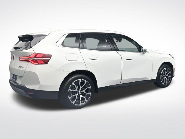 New 2026 BMW X3 xDrive30i w/ Premium Package AWD/4WD image 4