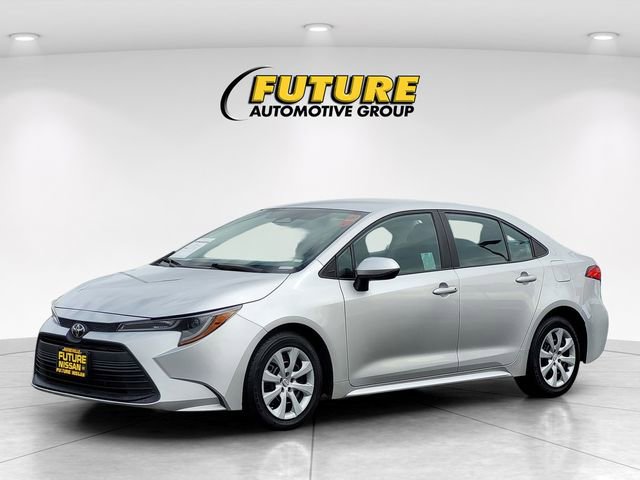 Used 2023 Toyota Corolla LE image 5