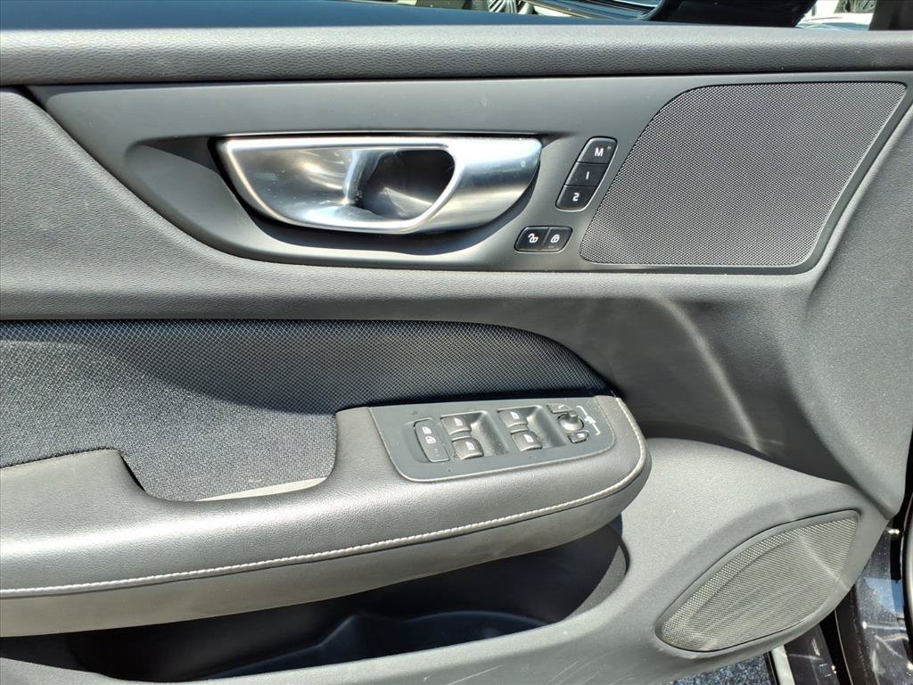 Certified 2024 Volvo S60 B5 Plus w/ Climate Package AWD/4WD image 15