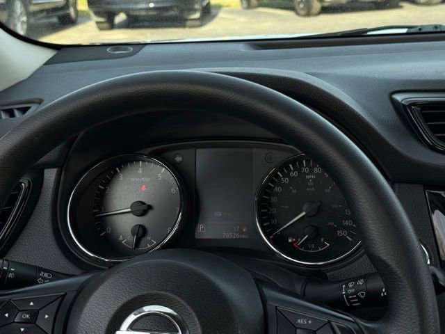 Used 2019 Nissan Rogue S image 8