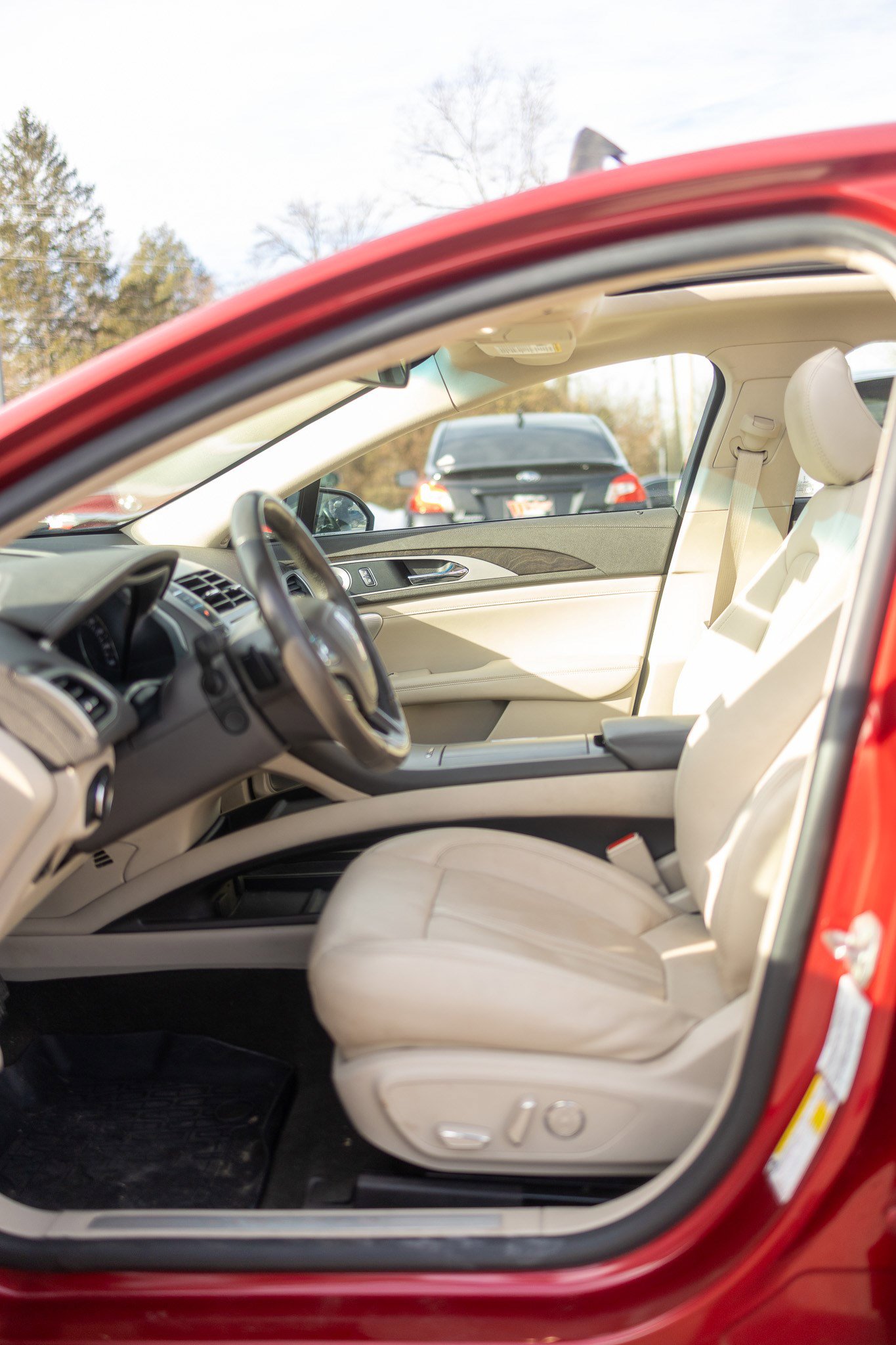 Used 2020 Lincoln MKZ Reserve w/ Luxury Package image 31