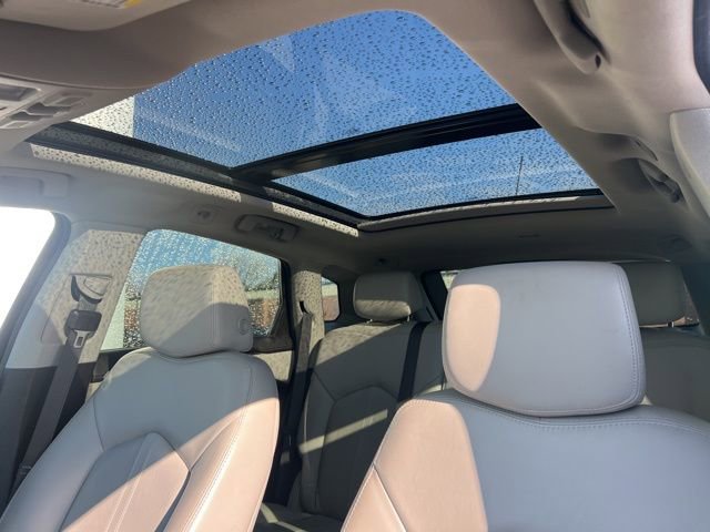 Used 2015 Cadillac SRX Luxury w/ Driver Awareness Package image 23
