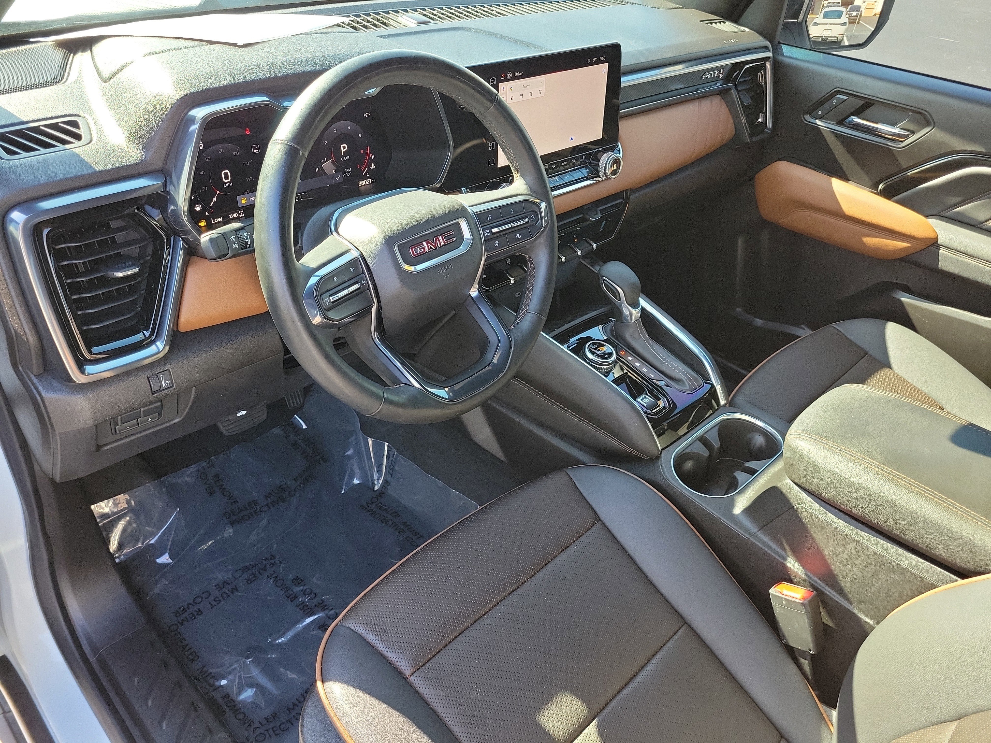 Used 2024 GMC Canyon AT4 w/ AT4 Premium Package AWD/4WD image 22