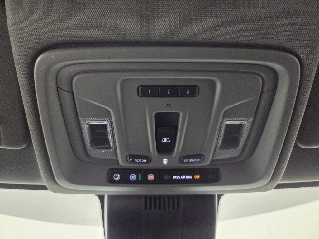 Used 2024 GMC Sierra 1500 Denali w/ Technology Package RWD image 15