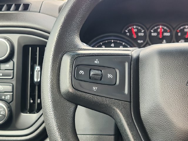 Used 2022 Chevrolet Silverado 2500 Custom w/ Custom Value Package AWD/4WD image 28