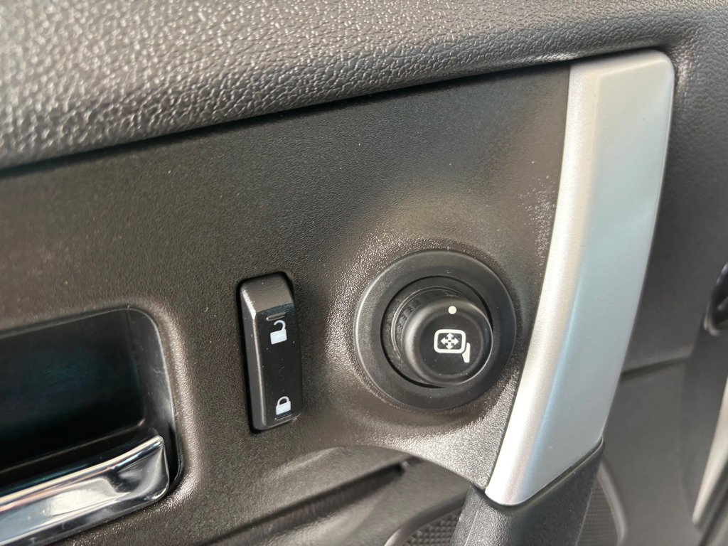 Used 2013 Ford Edge Sport w/ Driver Entry Pkg FWD image 23