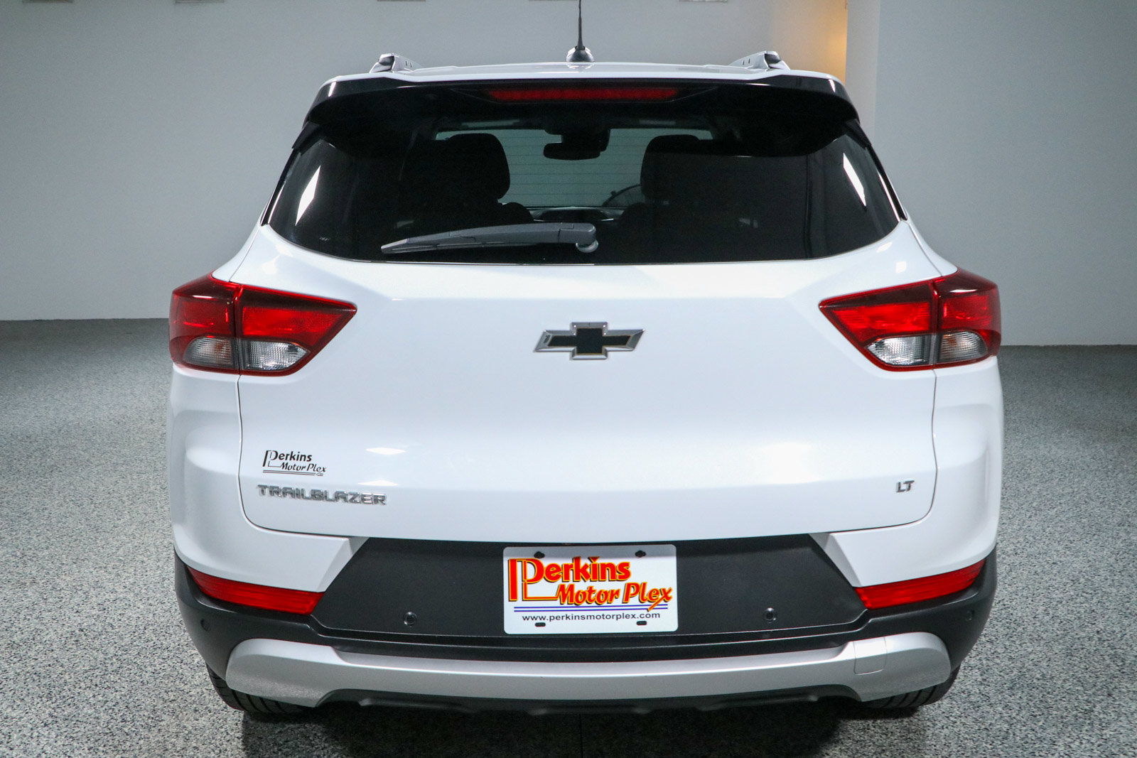 Used 2023 Chevrolet TrailBlazer LT w/ Convenience Package FWD image 8