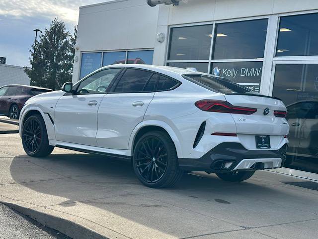 Certified 2024 BMW X6 xDrive40i w/ Executive Package image 9