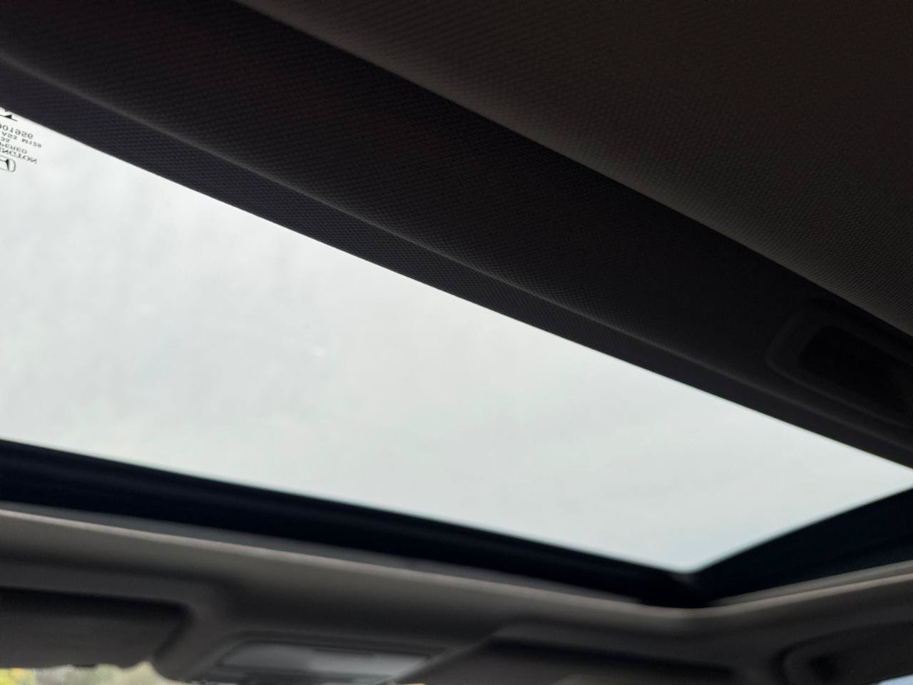 Used 2018 Honda Accord EX image 21