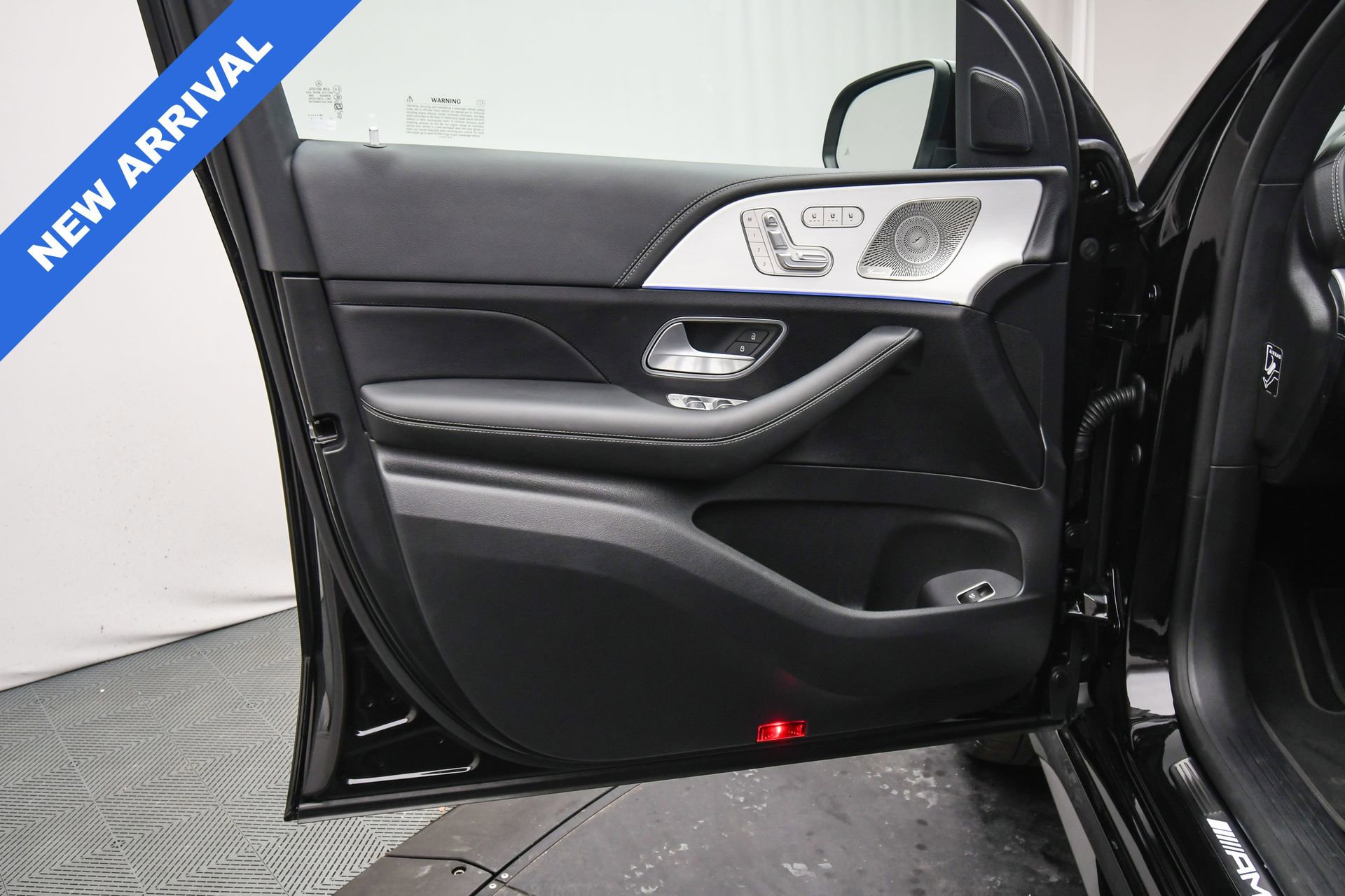 Used 2025 Mercedes-Benz GLE 53 AMG 4MATIC image 46